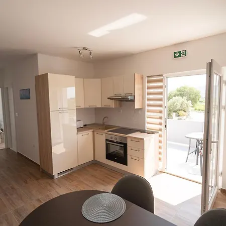 Pave&Ema Apartman Konjevrate Exterior photo