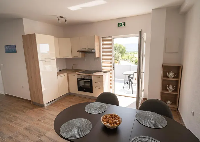 Pave&Ema Apartman